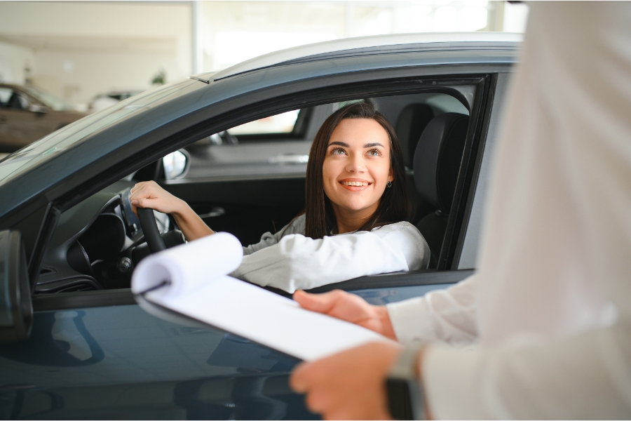 Booking a Car Online Versus Renting on Arrival in Suriname